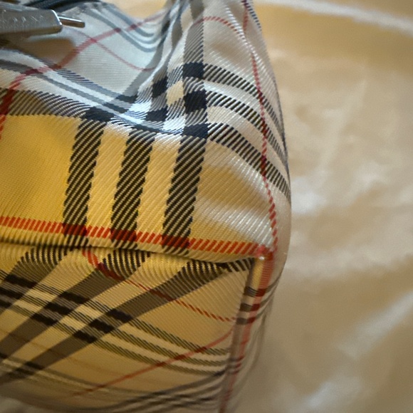 Burberry Beige and Black Novacheck Tote - Picture 11 of 13